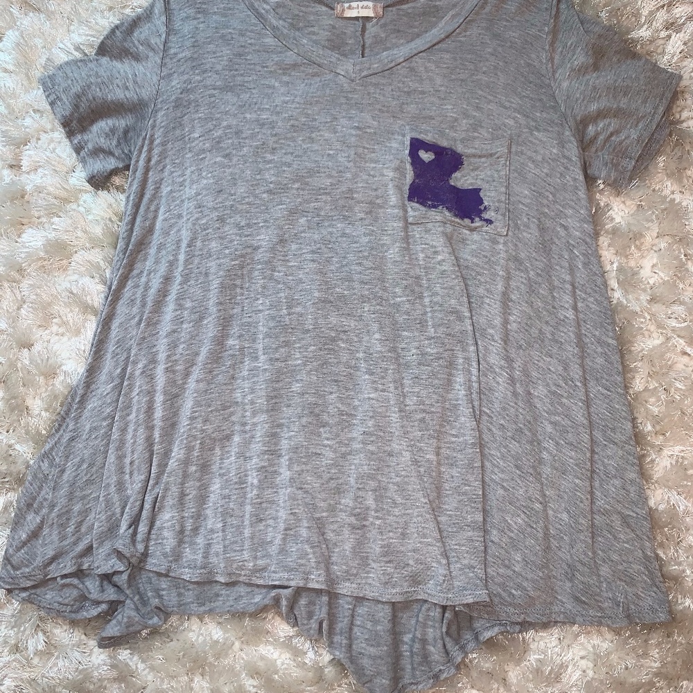 Grey graphic shirt
